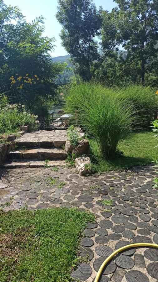 Bungalov Cozy Una Kulen Vakuf Bagian luar foto